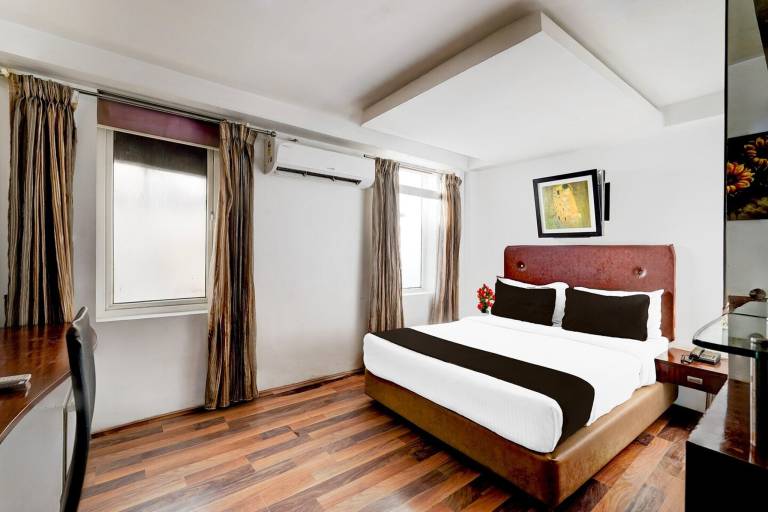 Super Townhouse Pondicherry Opposite to Rock Beach