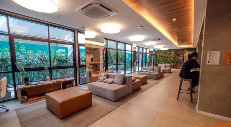 Holiday apartment with hot tub & pool — photo 4