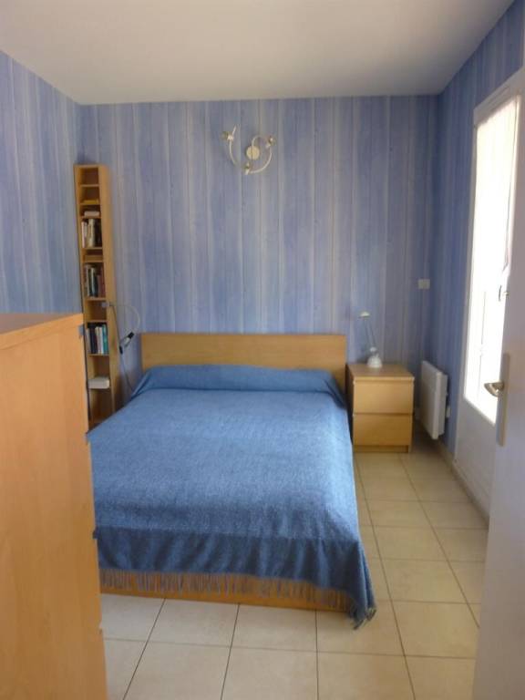 Fully equipped rental apartment with yard & pool | Sea view | Close to the beach | Pet-friendly — photo 4