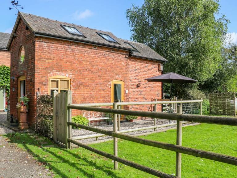 Cottage  Sandbach