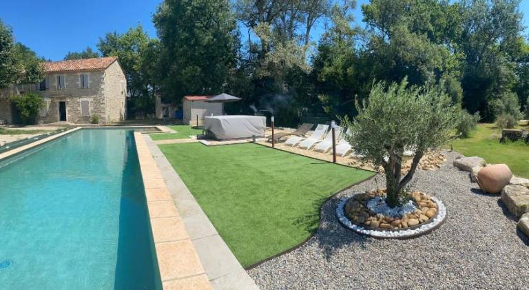 Apartment with pool | Pet-friendly in Avignon
