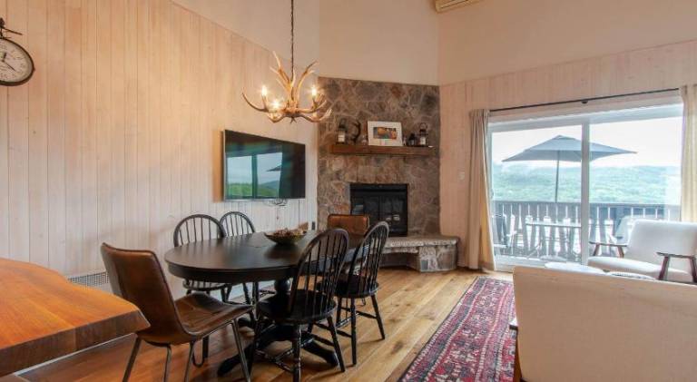 Lovely apartment | Pet-friendly in Mont-Tremblant, QC