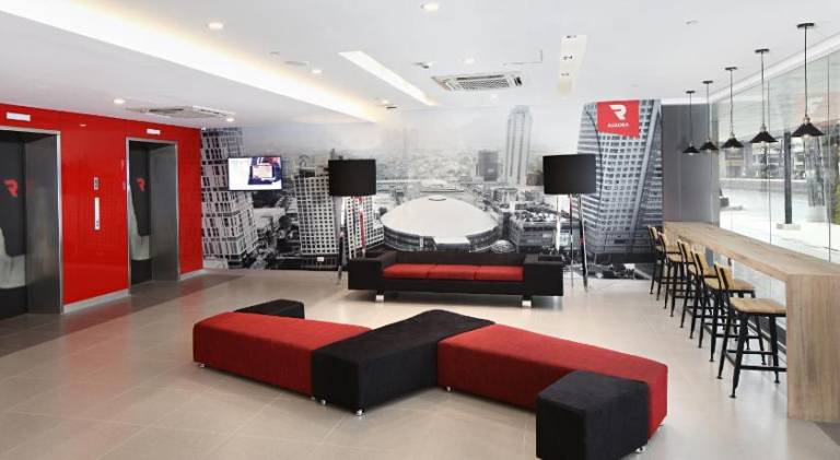 Red Planet Cubao Aurora Boulevard — photo 3