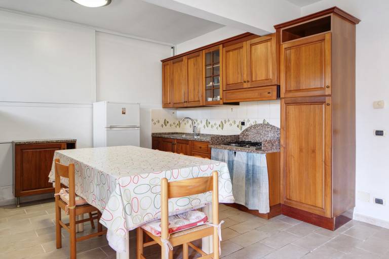 Apartment 'Il Faro' with Private Terrace and Private Garden — photo 4