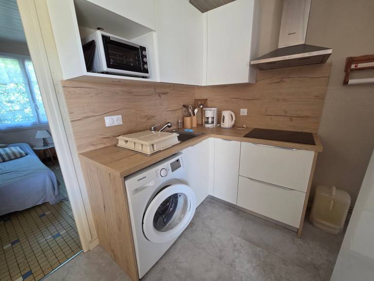 House with 2 rooms for 4 persons — photo 2