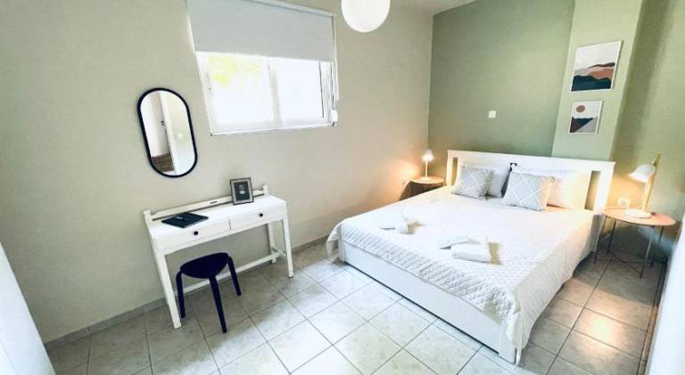 Charming apartment with patio & yard | Perfect for remote work | Pets allowed in Kalamata