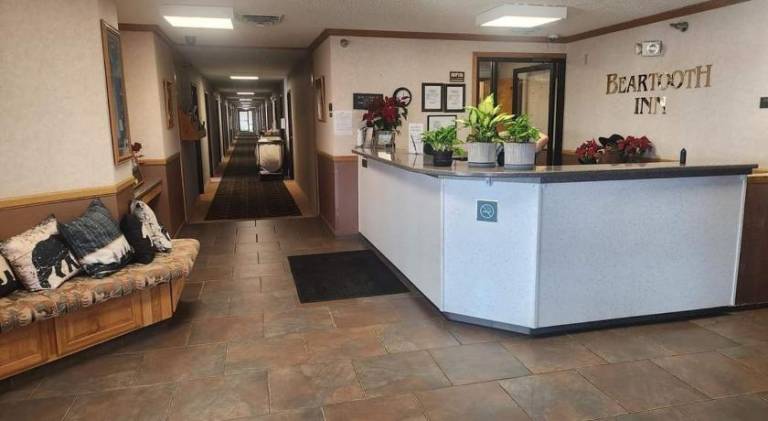 Beartooth Inn — photo 4
