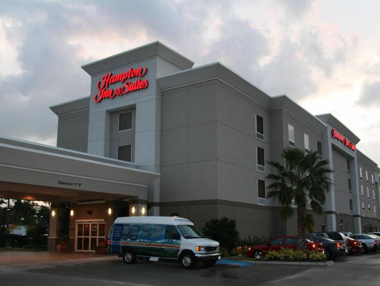 Hampton Inn & Suites Houston-Bush Intercontinental Aprt in Humble, TX