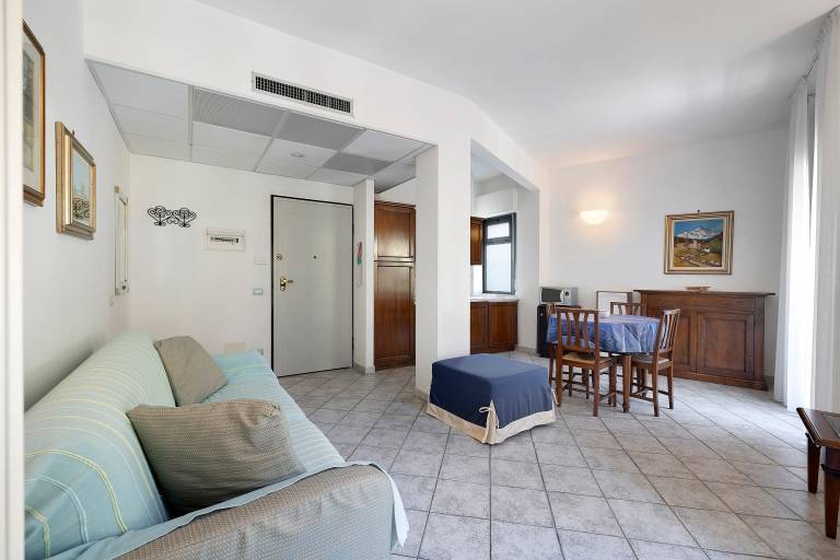 Rental apartment with 1 room for 4 persons — photo 3