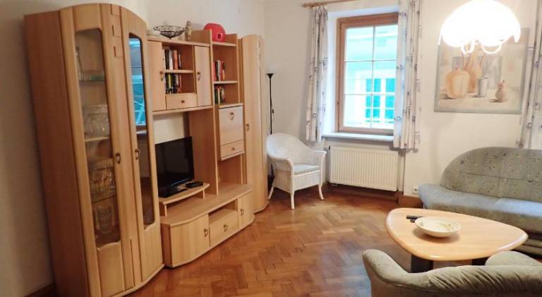 Rental apartment with 2 rooms for 5 persons — photo 2