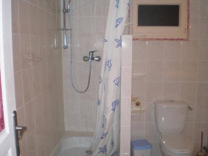 Fully equipped rental apartment with barbeque & terrace | City view | Pets allowed — photo 4