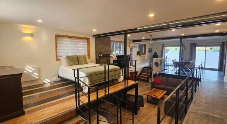 Apartment with 2 rooms for 4 persons in Laval, QC