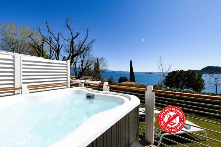 Camping-Unterkunft Moniga del Garda