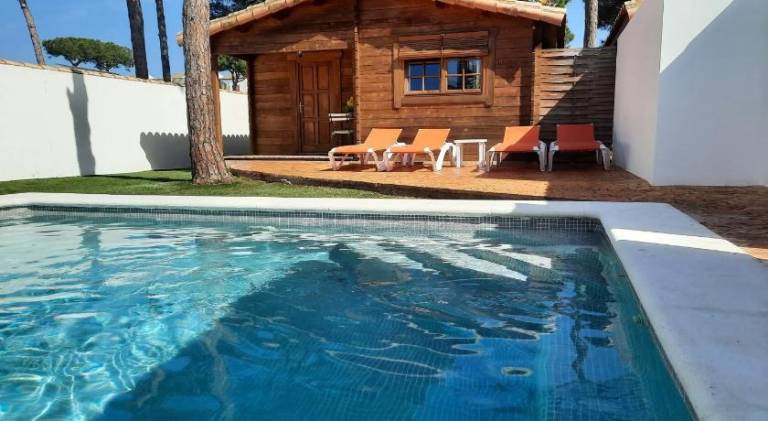 Vacation home with pool | Pet-friendly in Chiclana de la Frontera