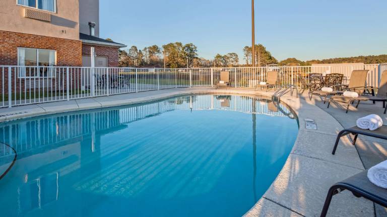 Best Western Dothan Inn & Suites — photo 5