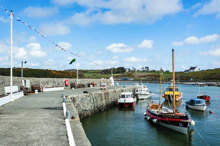 Cottage Cemaes Bay