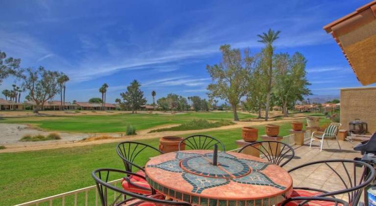 Nice vacation home with jacuzzi | Pets are welcome — photo 4