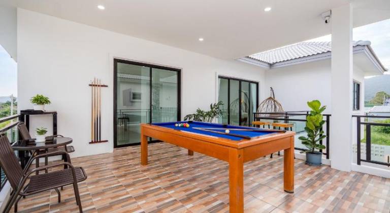 Spacious villa with pool | Pets allowed — photo 4