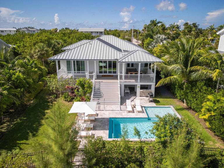 Springtide House by Brightwild Waterfront Pool in Key West, FL