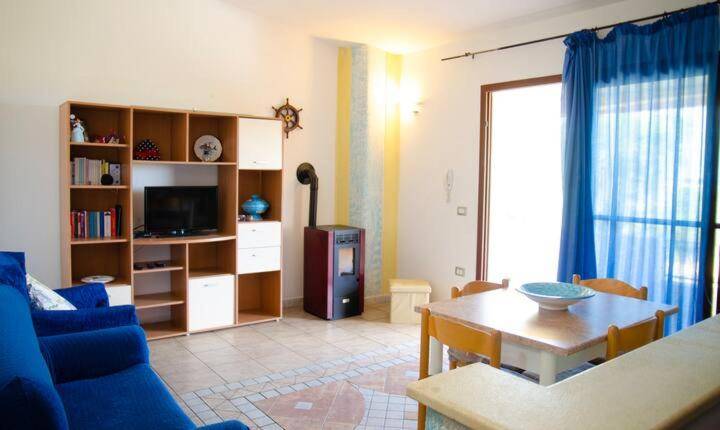 Holiday apartment with BBQ, patio & garden — photo 2