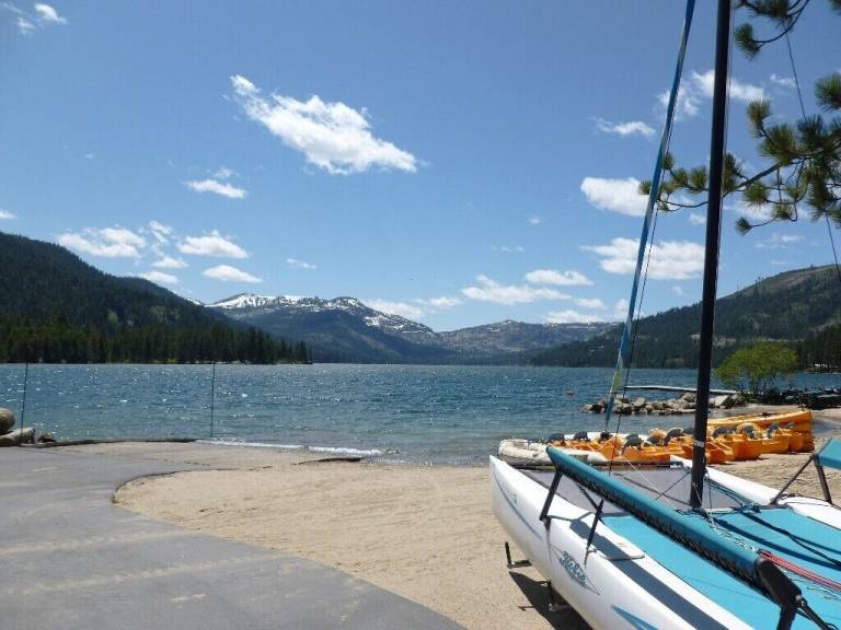 House Donner Lake