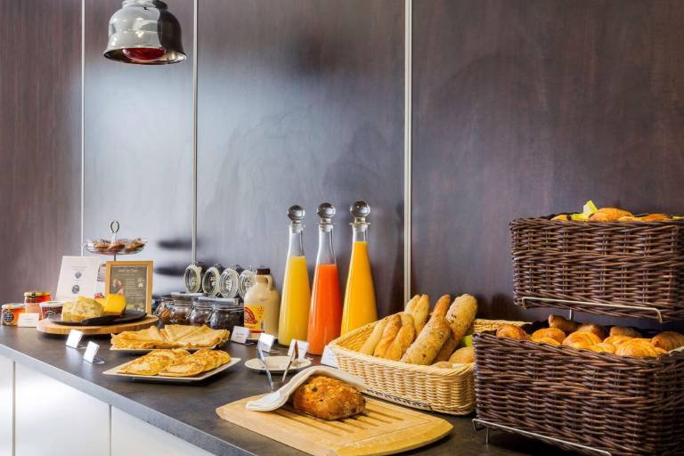 Best Western Park Hotel Geneve-Thoiry in Saint-Genis-Pouilly