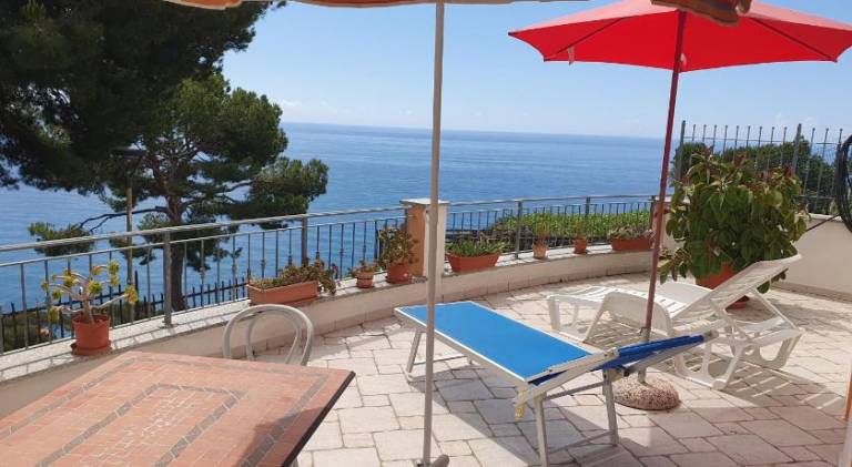 Holiday apartment with 2 rooms for 6 persons — photo 3