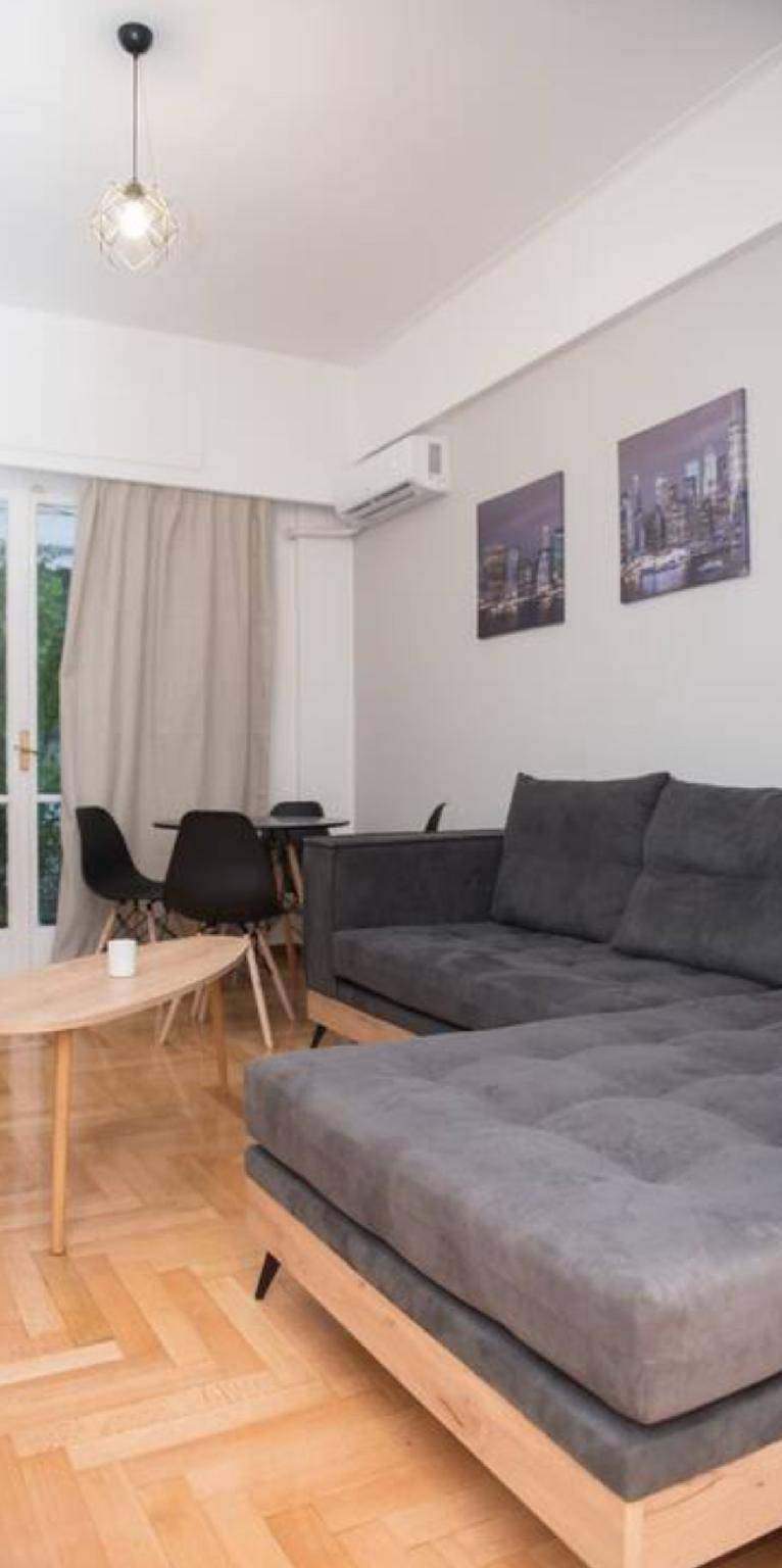 Charming apartment with patio | Dogs allowed in Athens