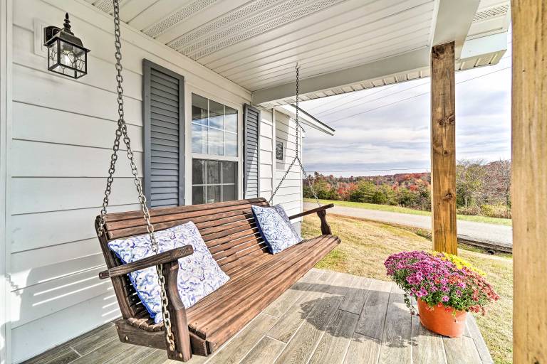 Updated Beattyville Ranch-Style Home w/ Yard! — photo 2
