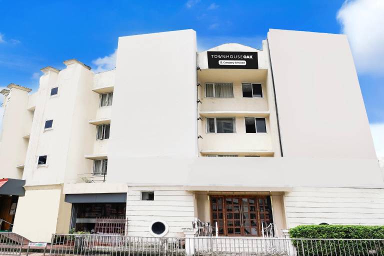 Super Townhouse Oak Vashi in Panvel