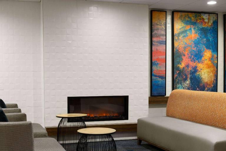 La Quinta Inn & Suites by Wyndham Kennewick — photo 5