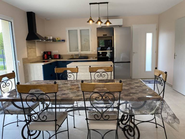 House with 3 rooms for 8 persons — photo 4