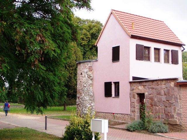 Ferienwohnung ∙ 1 Schlafzimmer ∙ 4 Gäste - Bad Frankenhausen/Kyffhäuser