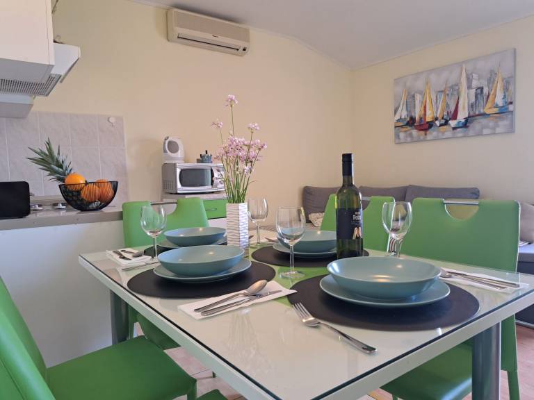 Nice holiday apartment with barbecue & yard | Close to the beach | Dogs allowed — photo 5