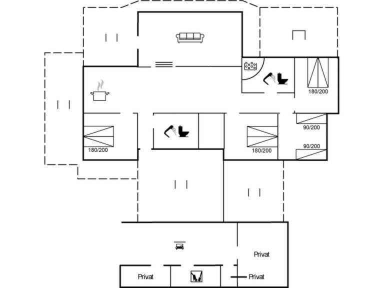 House with patio — photo 2