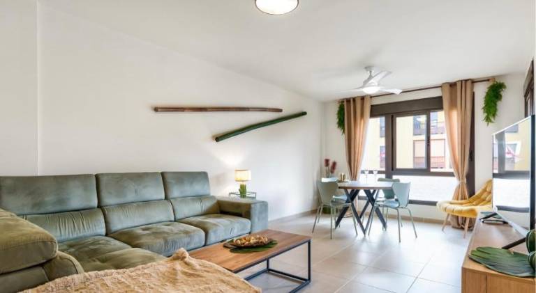 Charming rental apartment with private pool & patio | Pets are welcome in Santa Cruz de Tenerife