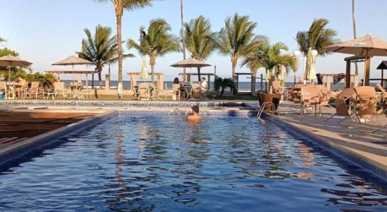 Vacation home with pool in Ilhéus