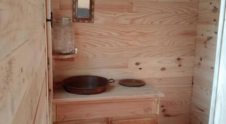 Cabane perchee et le chene — photo 2