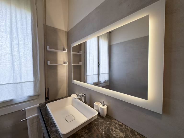 Holiday apartment with hot tub — photo 3