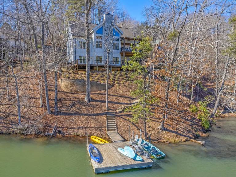 House Lake Lure