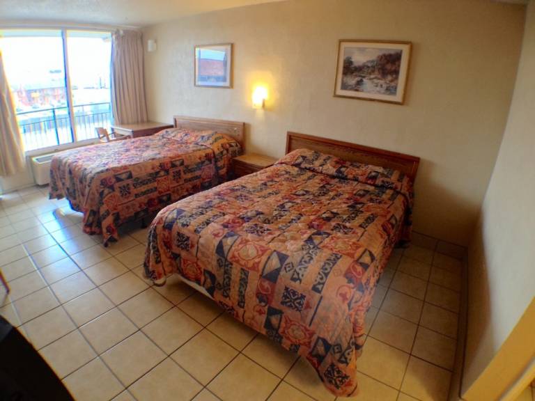 Motel  Georgian Acres