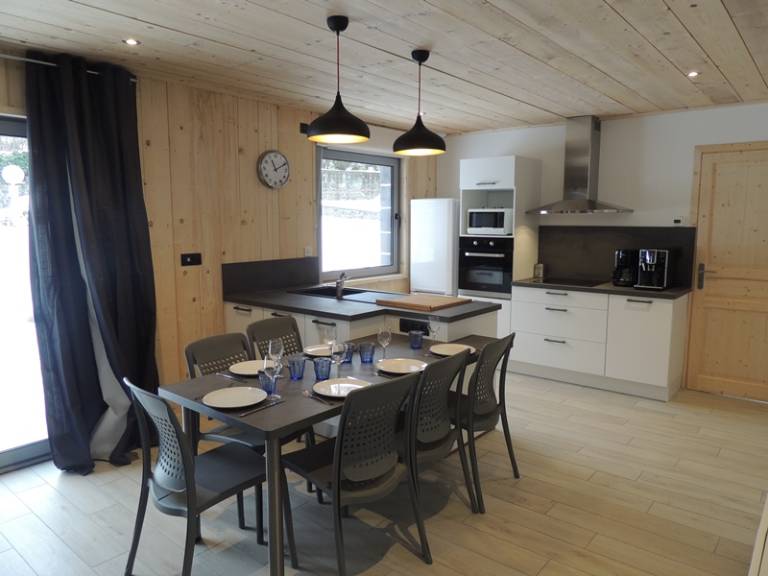 Wonderful gite with barbeque, yard & patio | Pet-friendly — photo 3