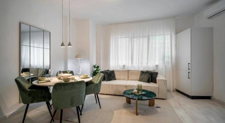 Stylish 2BR Gem in the Heart of Piata Romana in Bucharest
