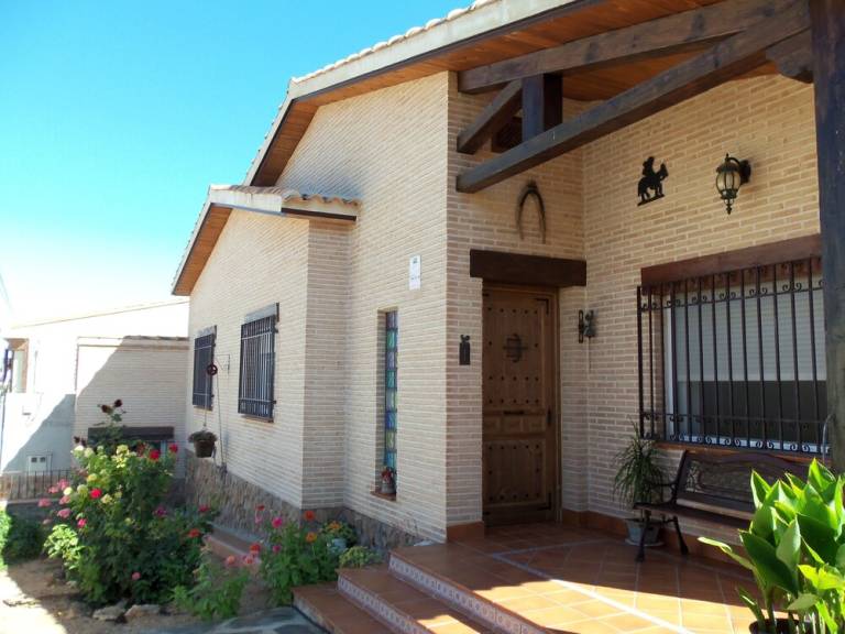 Casa Camuñas
