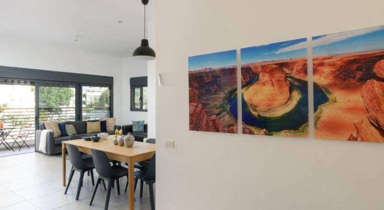 New & Bright 2BR with Balcony near Beach by FeelHome — photo 5