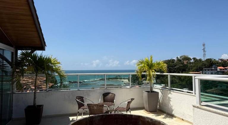 Vacation home with hot tub — photo 5