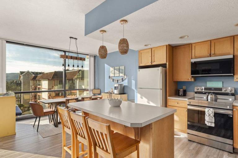 Rental apartment with pool & sauna | Beach view | Perfect for remote work — photo 3