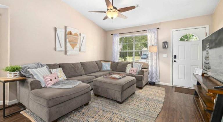Wonderful house | Dogs allowed in Fayetteville, AR