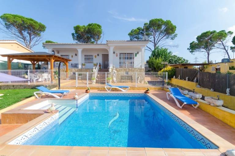 Villa Vilobí d'Onyar