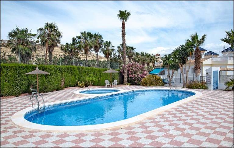 Villa Rojales